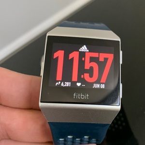 Fitbit Ionic Adidas edition